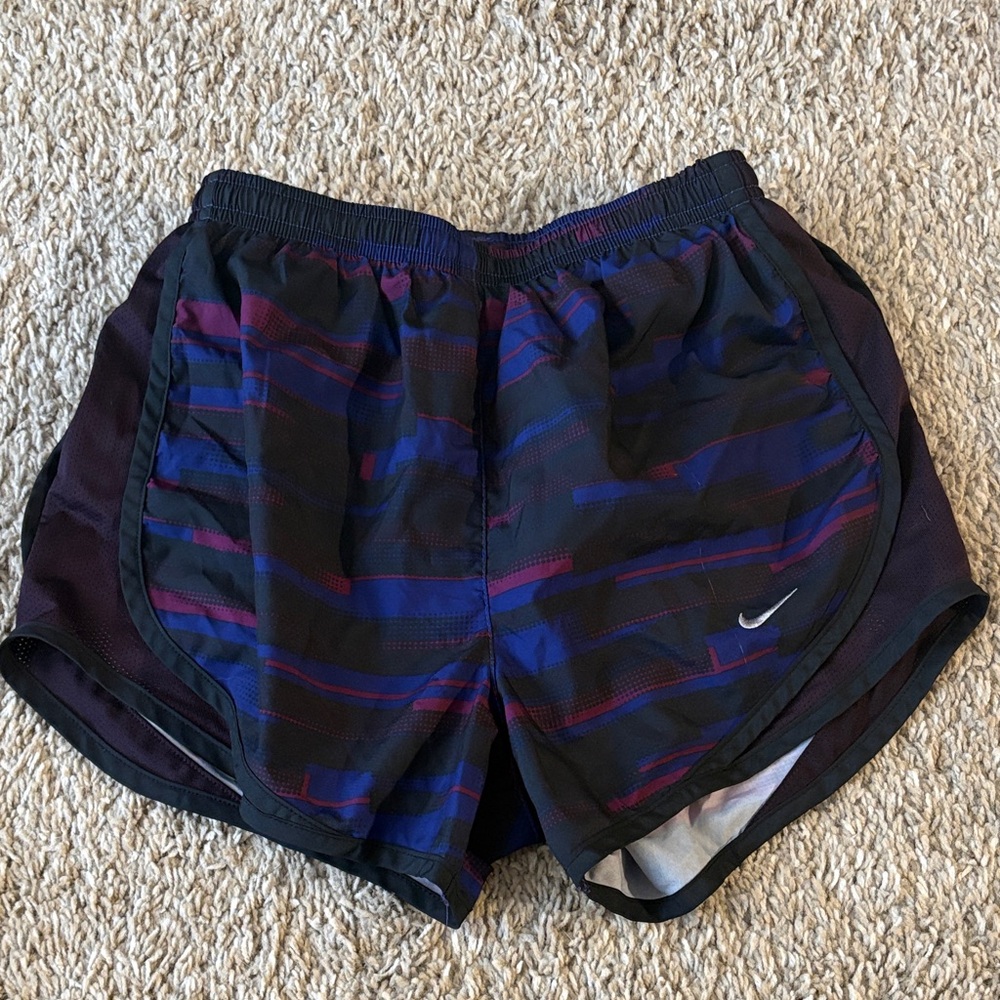 Nike Women's Tempo Shorts XS